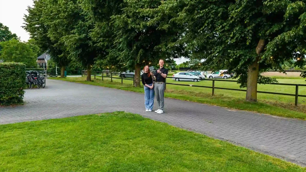 momenttom bruiloft videograaf koppel