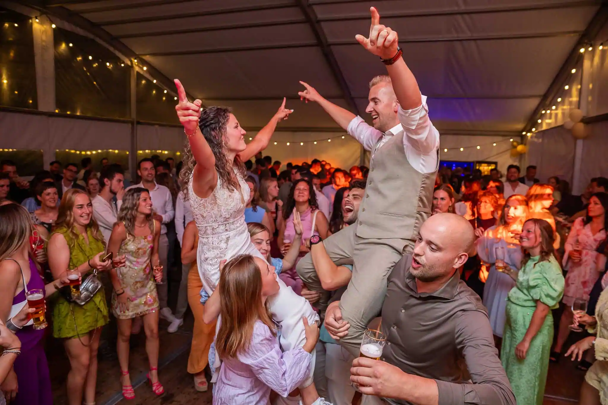 Feest, party, plezier in feesttent